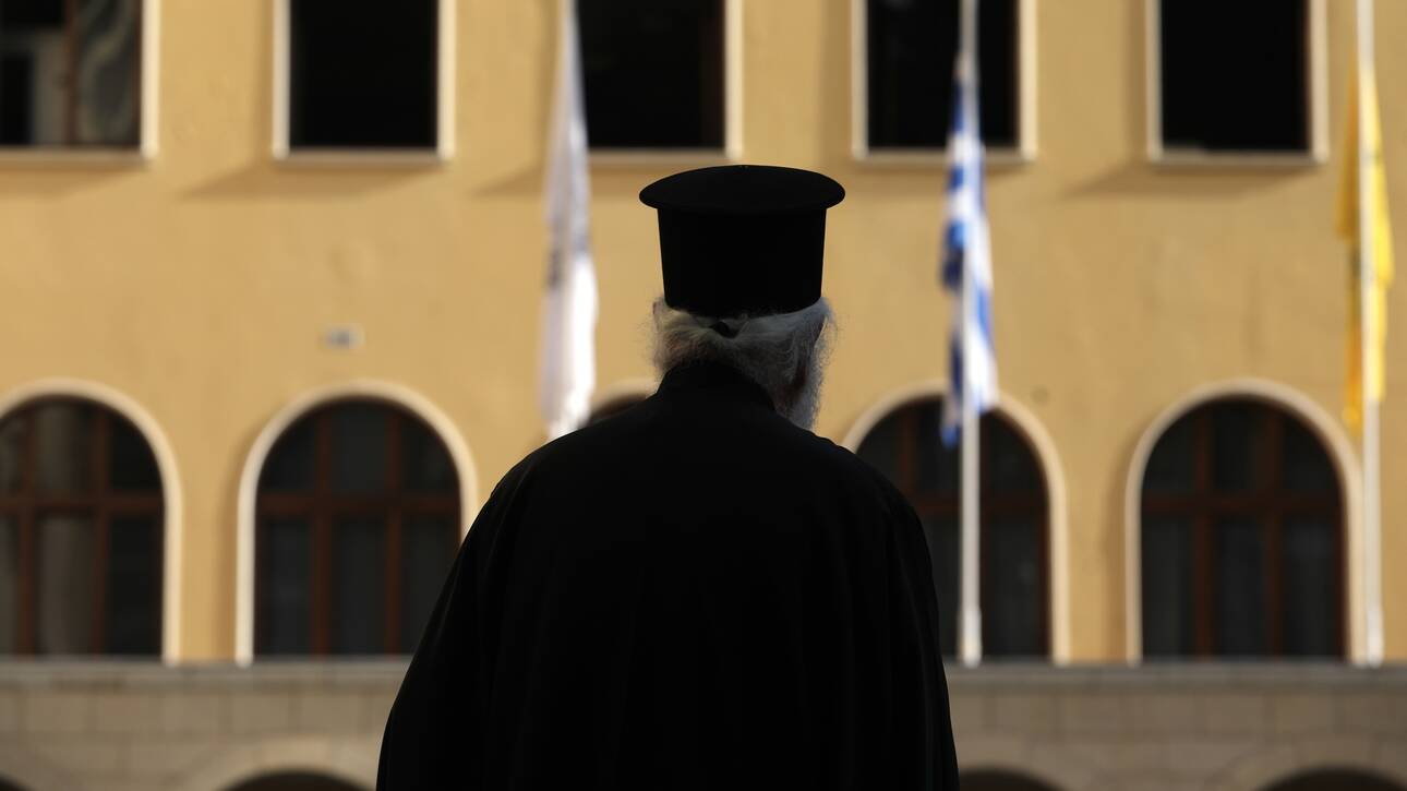 Κάθειρξη 8 ετών σε ιερέα για ασέλγεια σε 11χρονη