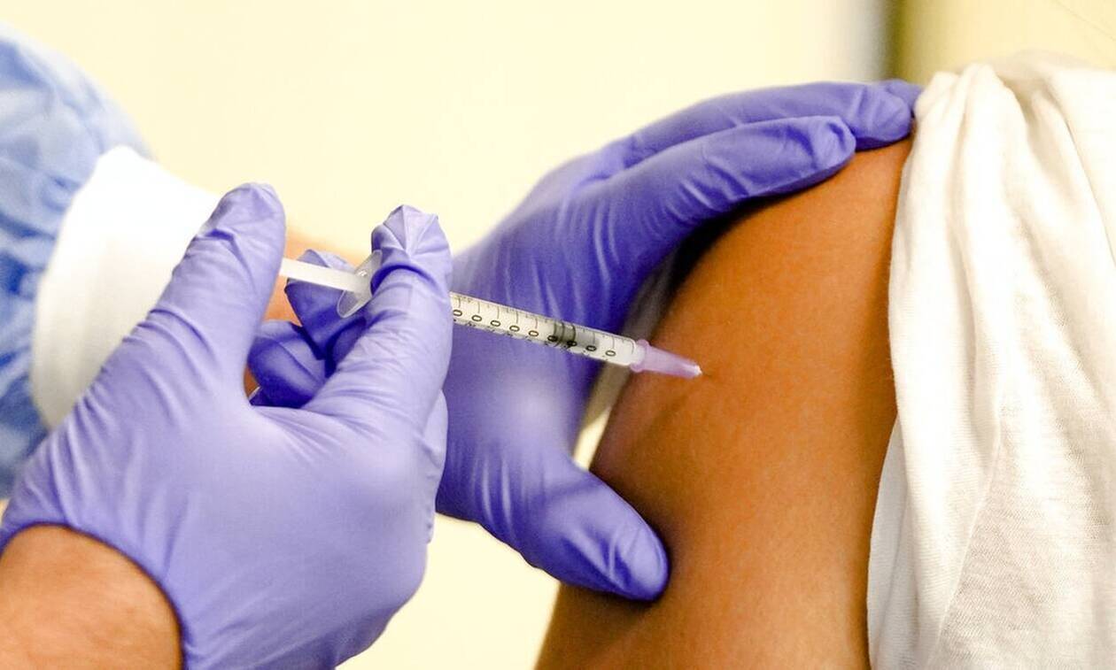 Έρυενα – Εμβόλιο Pfizer: Πότε η αποτελεσματικότητά του πέφτει στο 47%
