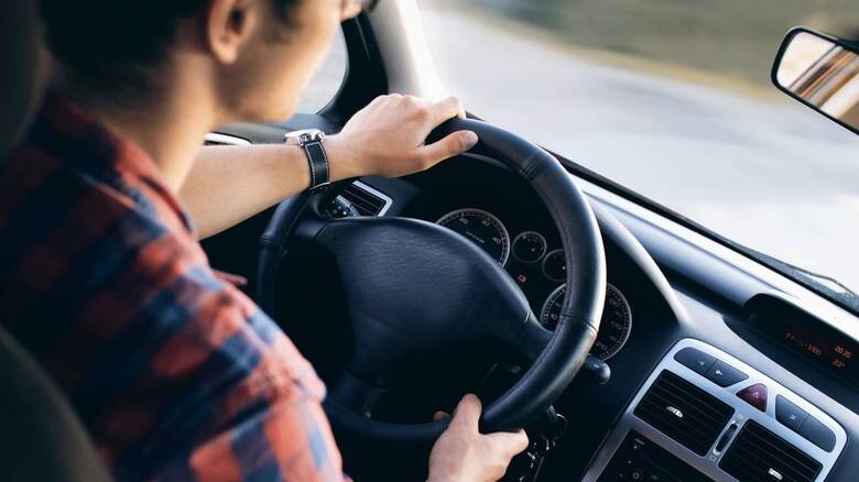 Διπλώματα οδήγησης: Σήμερα η παρουσίαση του νομοσχεδίου για τις εξετάσεις των οδηγών