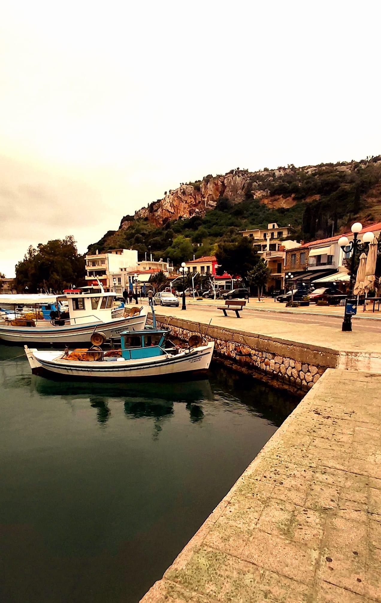 Βελτιώνεται ο καιρός σήμερα Κυριακή – Που θα βρέξει