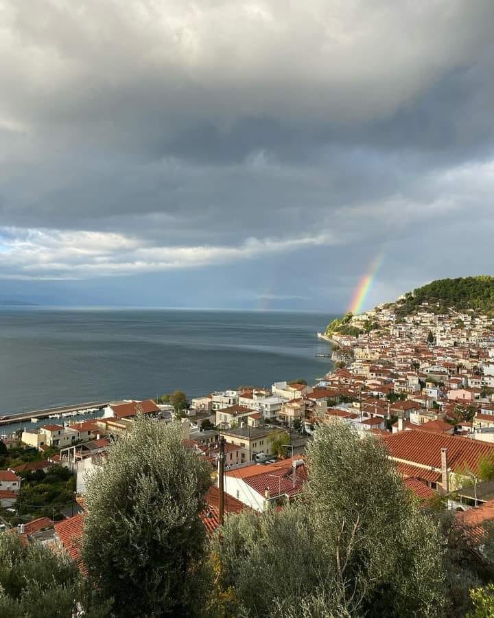 Καιρός  Εύβοια: Τοπικές βροχές σήμερα στα Βόρεια του Νομού