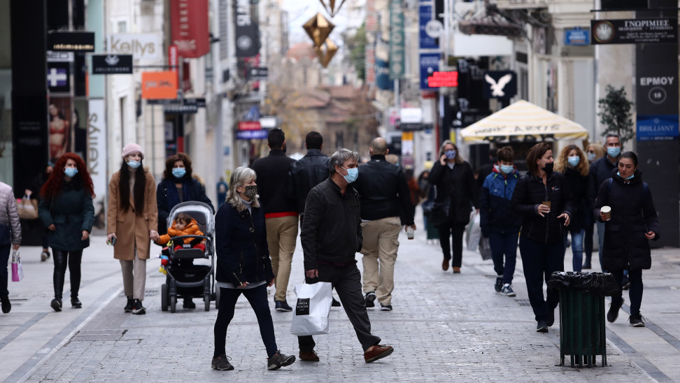 Αυξήσεις τιμών έως και 30% βλέπουν οι επιχειρήσεις λόγω της «φωτιάς» στο ηλεκτρικό ρεύμα