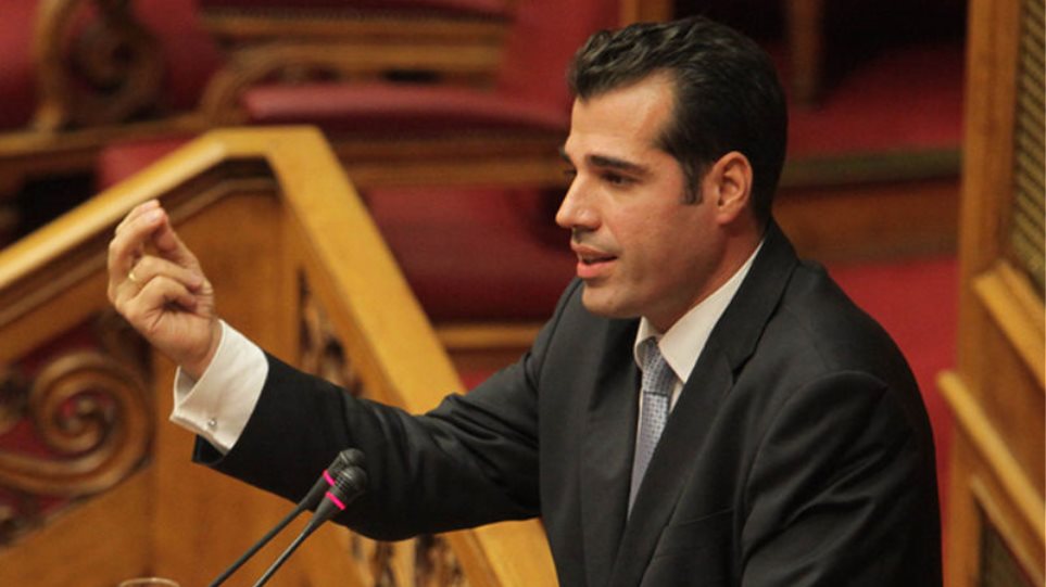 Κορονοϊός – Θάνος Πλεύρης: «Το καλό και το κακό σενάριο για τα Χριστούγεννα»