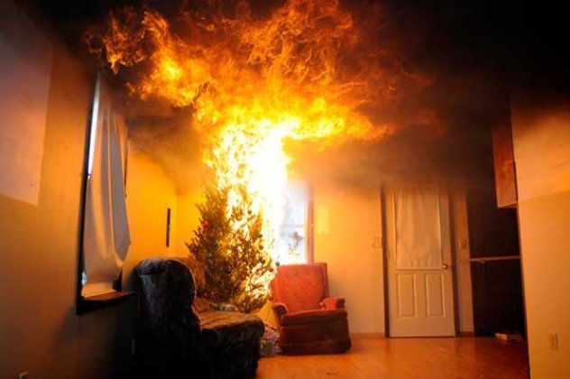 Φωτιά: Στις φλόγες τυλίχτηκε διαμέρισμα στο Δήλεσι