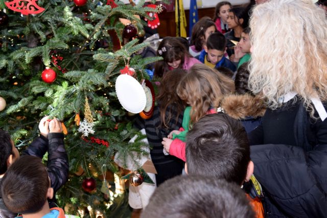 Πότε κλείνουν τα σχολεία στην Εύβοια για τα Χριστούγεννα 2021: Γιατί θα κάτσουν παραπάνω οι μαθητές