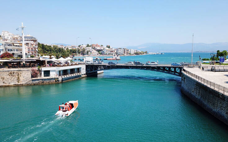 Χαλκίδα: Έκτακτο άνοιγμα σήμερα της συρταρωτής γέφυρας Πορθμού του Ευρίπου