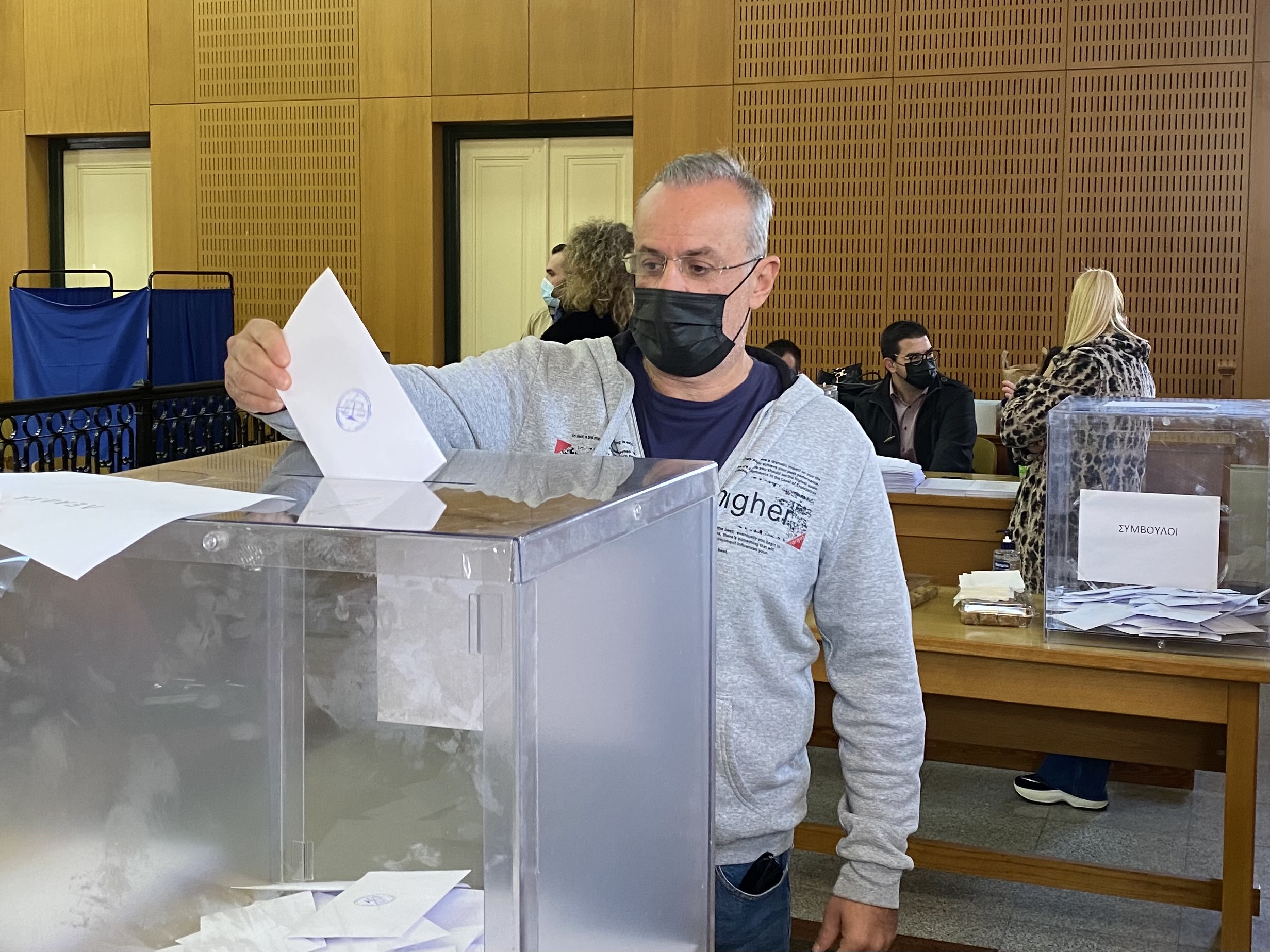 Ψήφισε για τις εκλογές του ΔΣΧ ο Θανάσης Ζεμπίλης
