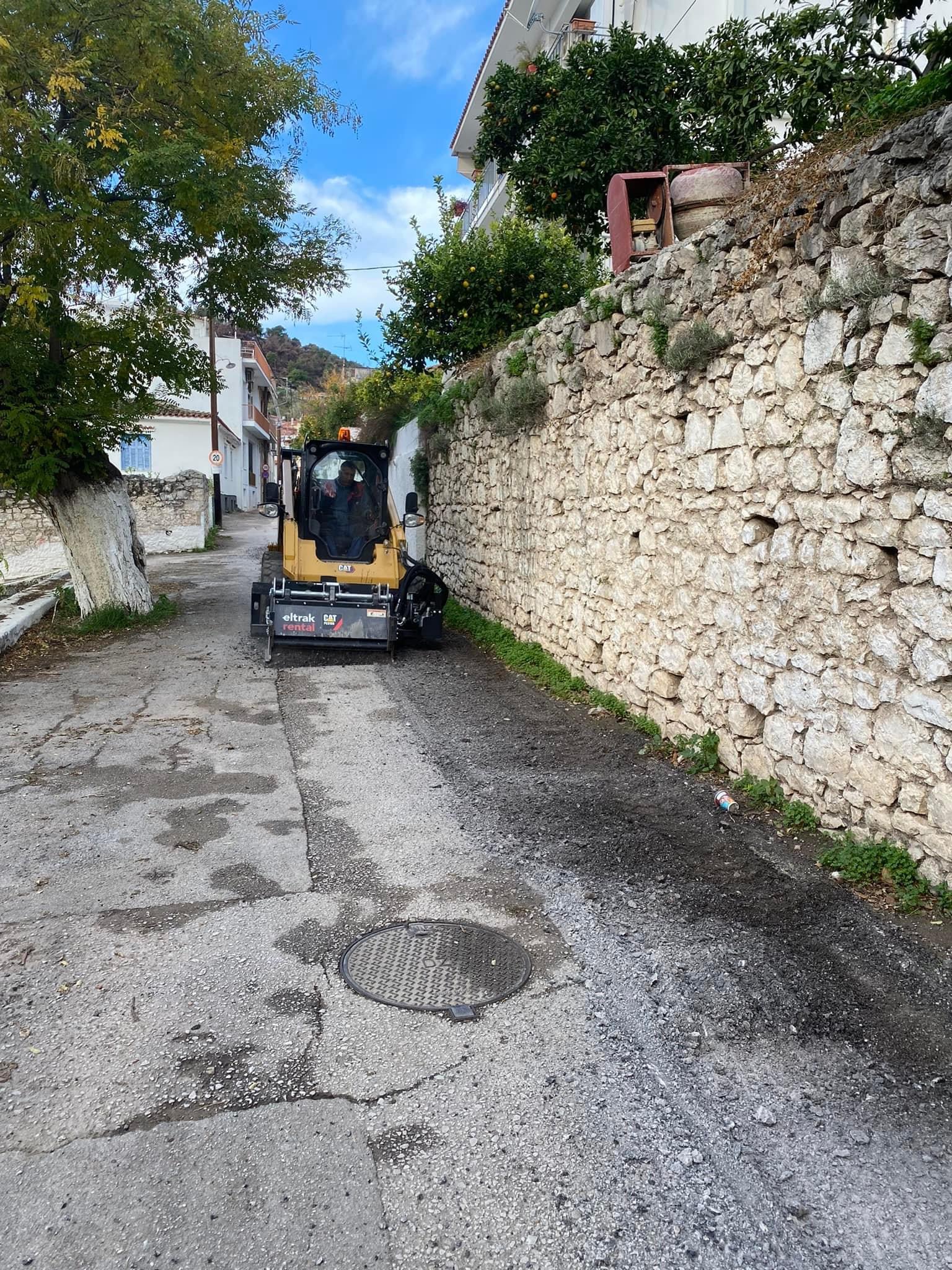 Λίμνη Ευβοίας: Εργασίες αποκατάστασης δρόμου στην πόλη (pics)