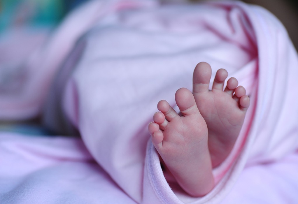 Εύβοια: Συγκλονιστική μάχη δίνει μωρό με καρκίνο – Τεράστιο κύμα αλληλεγγύης για να σωθεί