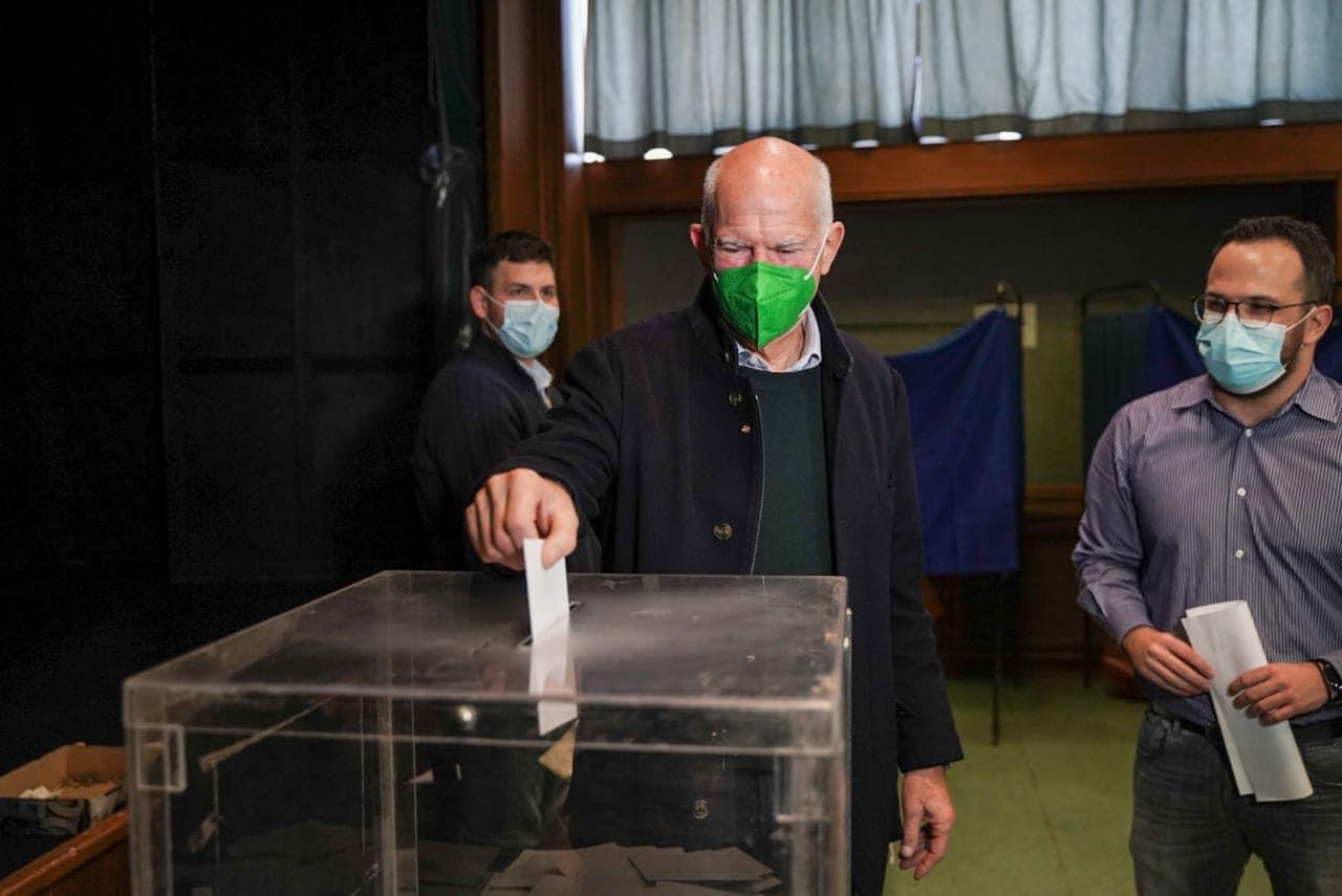 Γ. Παπανδρέου: Αμφισβητεί το αποτέλεσμα των εκλογών