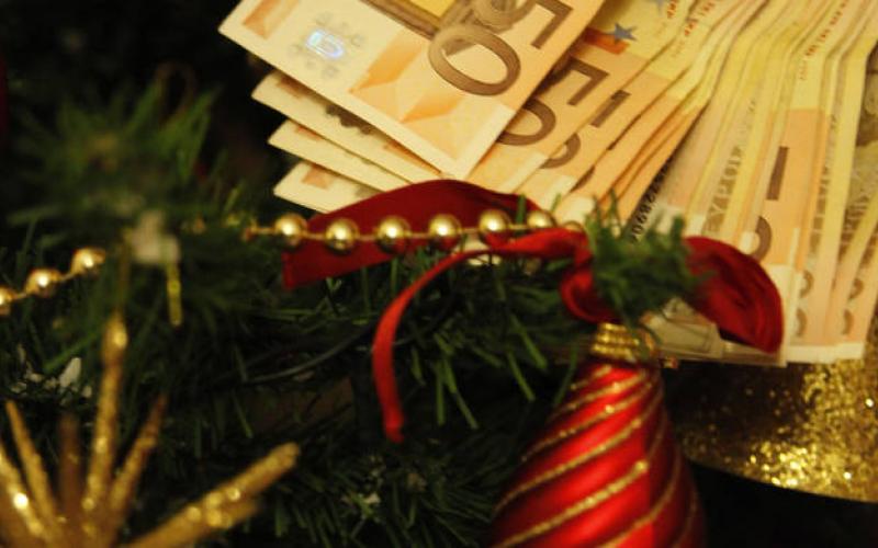 Δώρο Χριστουγέννων 2021: Αντίστροφη μέτρηση για την πληρωμή του, υπολογισμός online