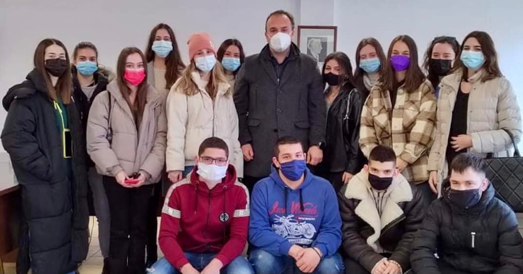 Ο δήμαρχος Ιστιαίας Αιδηψού υποδέχθηκε τους πρωτοετείς φοιτητές – δικαιούχους της οικονομικής ενίσχυσης