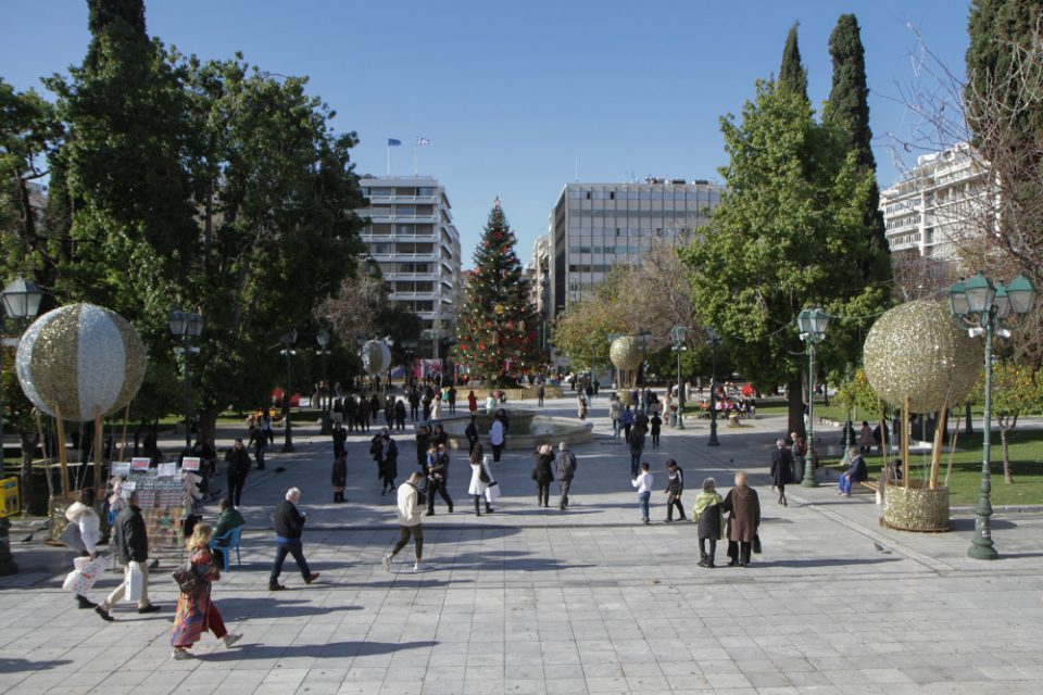 Κορονοϊός: Μείωση σε πέντε ημέρες της καραντίνας για ασυμπτωματικούς