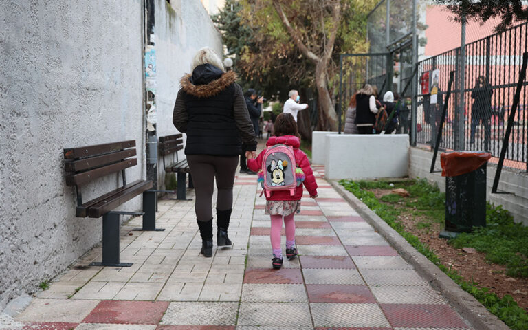 Κορονοϊός: Μειώνονται καθημερινά τα κρούσματα στα σχολεία της Εύβοιας – 52 νέες μολύνσεις σήμερα