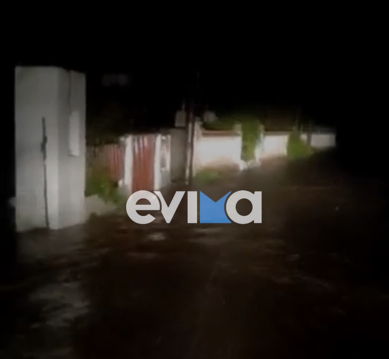 Τσαπουρνιώτης στο evima.gr: «Η νύχτα θα είναι δύσκολη – Φοβάμαι πως θα πλημμυρίσουν πολλοί δρόμοι»