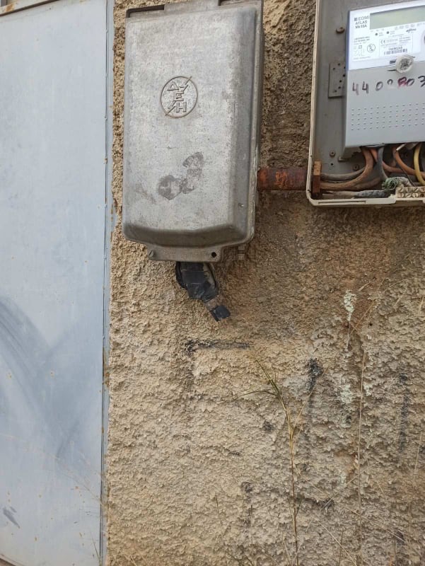 Αλιβέρι – ρεπορτάζ του evima.gr: Γνώστες αυτοί που έκοψαν τα καλώδια της ΔΕΥΑΚΑ – Κανονικά απόψε η υδροδότηση στην πόλη