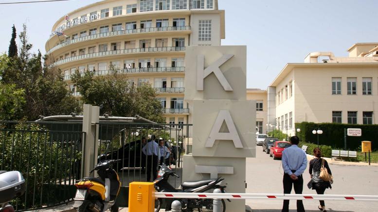 Τροχαίο στη Δροσιά: Σε κρίσιμη κατάσταση νοσηλεύεται στο ΚΑΤ ο 19χρονος