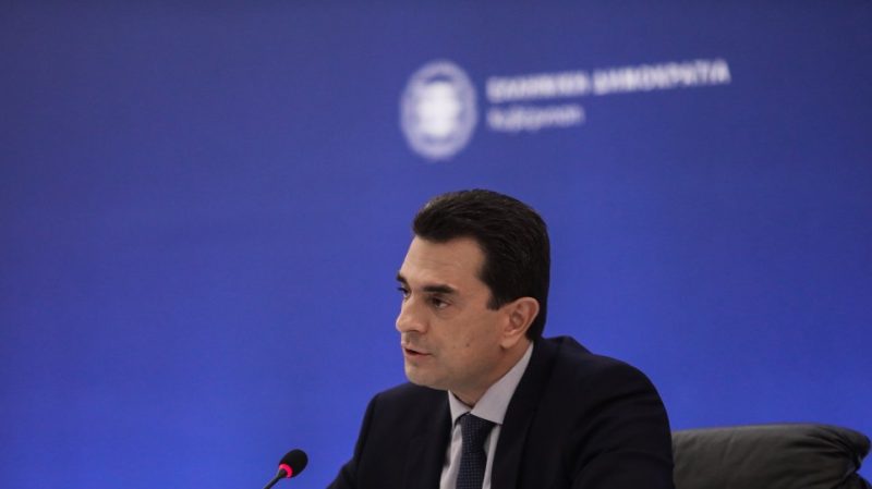 Σκρέκας: Τα 4 μέτρα κατά της ακρίβειας- Πλαφόν στο βρεφικό γάλα