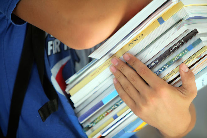 Υπουργείο Παιδείας: Μπαίνουν QR codes στα σχολικά βιβλία – Αλλάζουν όλα στη διδασκαλία