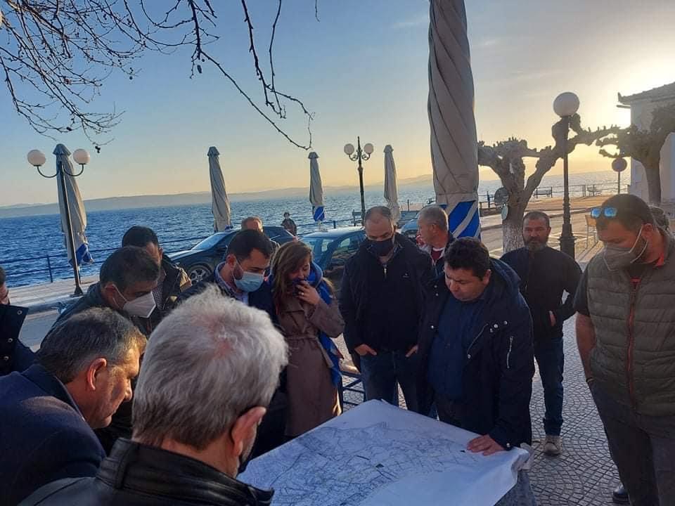 Επιβεβαίωση του evima.gr: Την ανάπλαση του παραλιακού μετώπου της Λίμνης ανακοίνωσε ο Σπανός