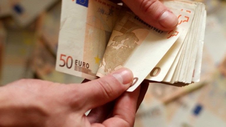 Έκτακτο επίδομα σε ευάλωτους: Ποιοι θα πάρουν «δώρο Πάσχα» έως 300 ευρώ