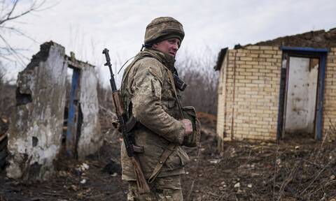 Πόλεμος στην Ουκρανία: Σε εξέλιξη η ρωσική εισβολή – Σειρήνες σε Κίεβο και Μαριούπολη (vid)