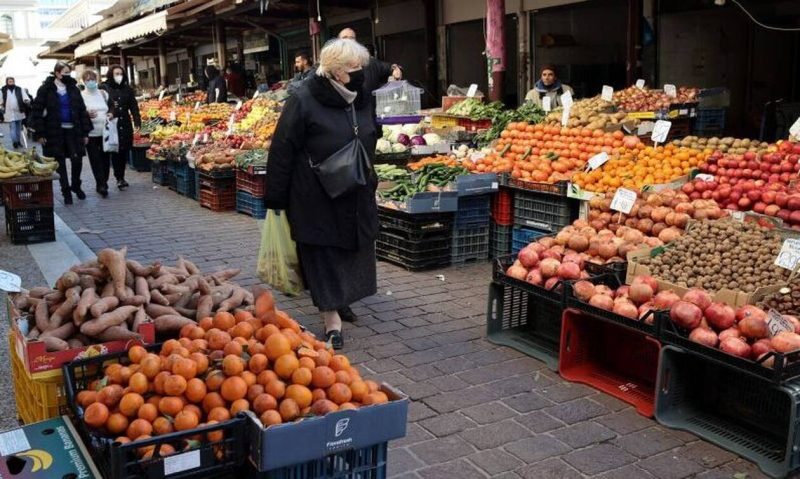 Η ακρίβεια εξαφανίζει τους μισθούς – Άνω του 7% η απώλεια αγοραστικής δύναμης