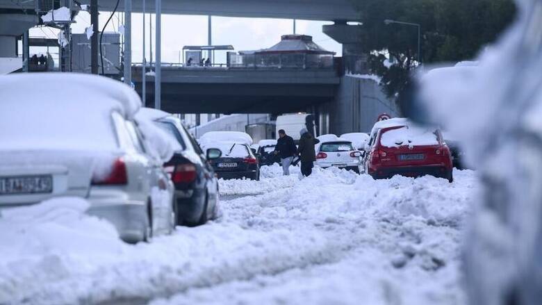 Αττική Οδός: Πρόστιμο 2 εκατ. ευρώ για τον εκγλωβισμό των οδηγών στα χιόνια