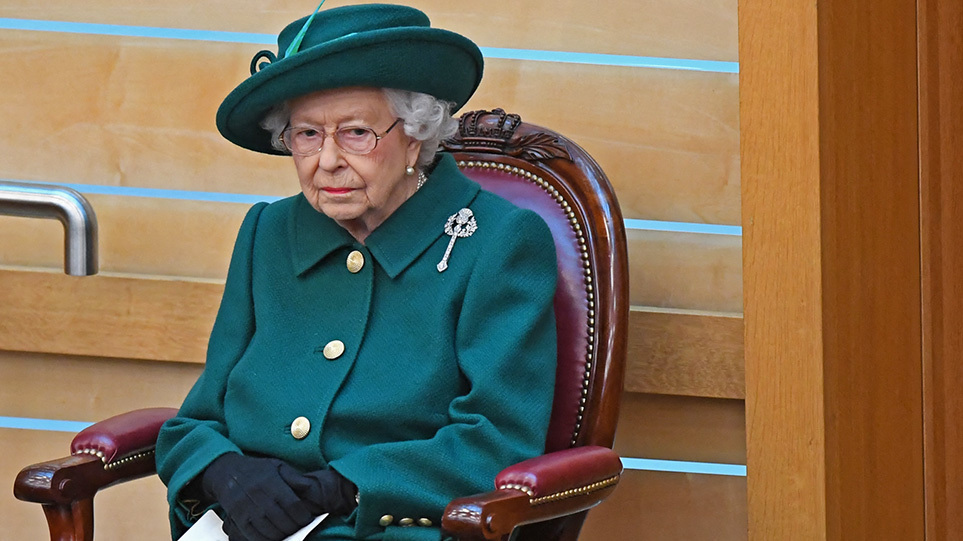 Βασίλισσα Ελισάβετ: Ανησυχία για την υγεία της – Ακύρωσε διαδικτυακές συναντήσεις