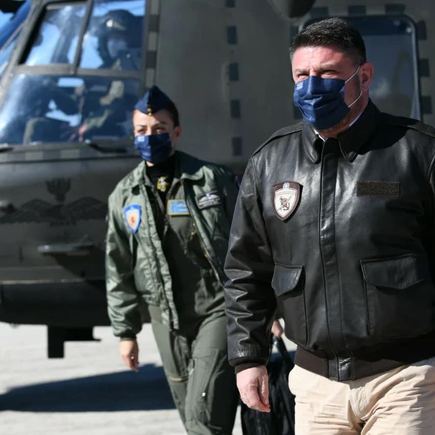 Προκλητική παρενόχληση από τους Τούρκους στο ελικόπτερο που μετέφερε τον Νίκο Χαρδαλιά