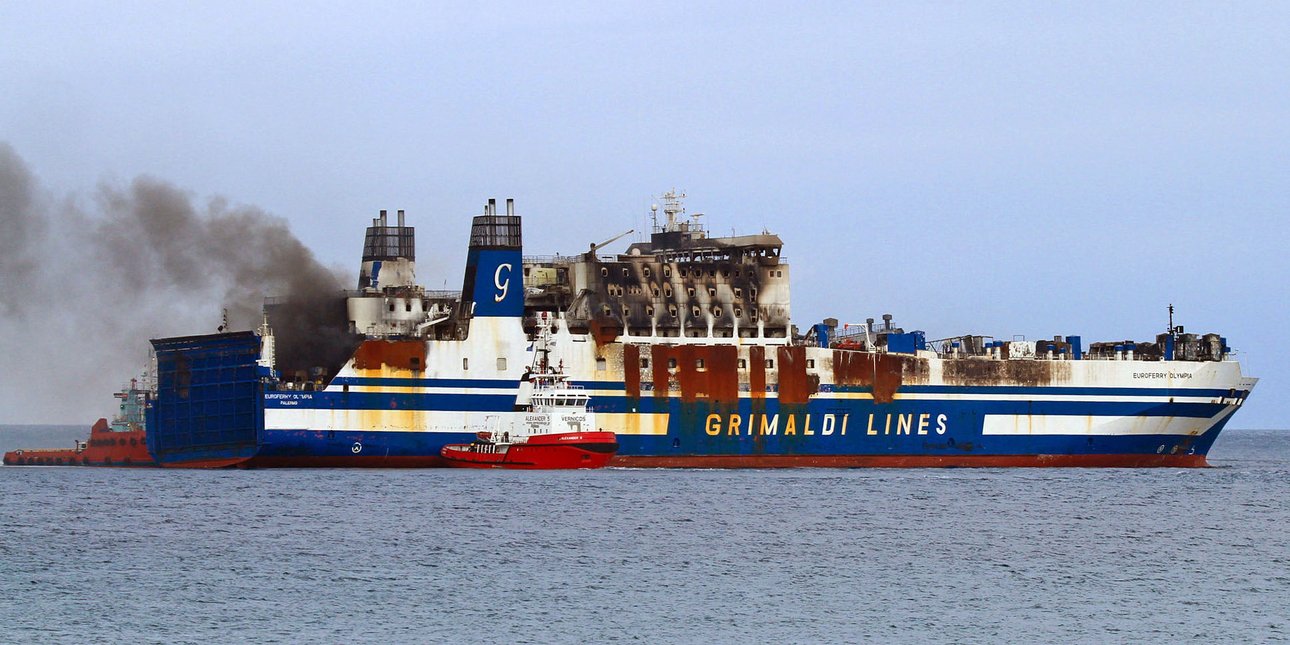 Euroferry Olympia: Καταγγελίες για την φωτιά – Είχαν βρεθεί λάθη σε έλεγχο δύο μέρες πριν την τραγωδία