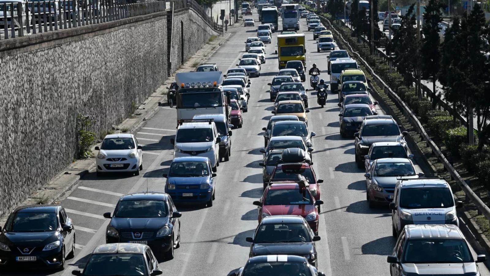 Τέλη κυκλοφορίας: Πότε λήγει η προθεσμία για την πληρωμή