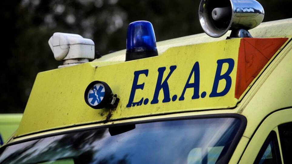 Εφιάλτης για ηλικιωμένη: Άγνωστος εισέβαλε στο σπίτι της και την χτύπησε στο κεφάλι