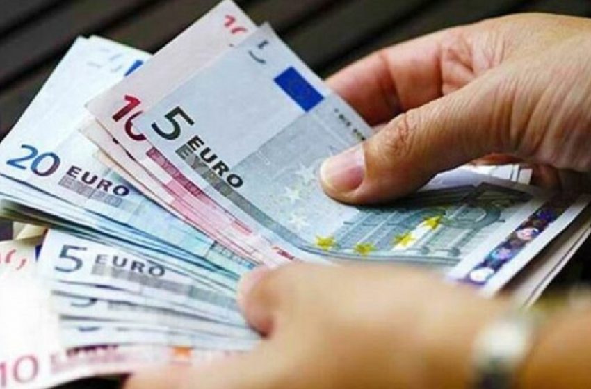 Στήριξη με έως 400.000 ευρώ σε πληττόμενες επιχειρήσεις από την πανδημία