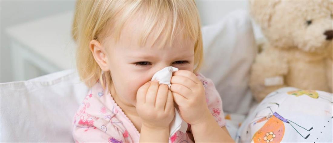 Σαρώνει η γρίπη τα μικρά παιδιά – Τι προβληματίζει τους παιδίατρους