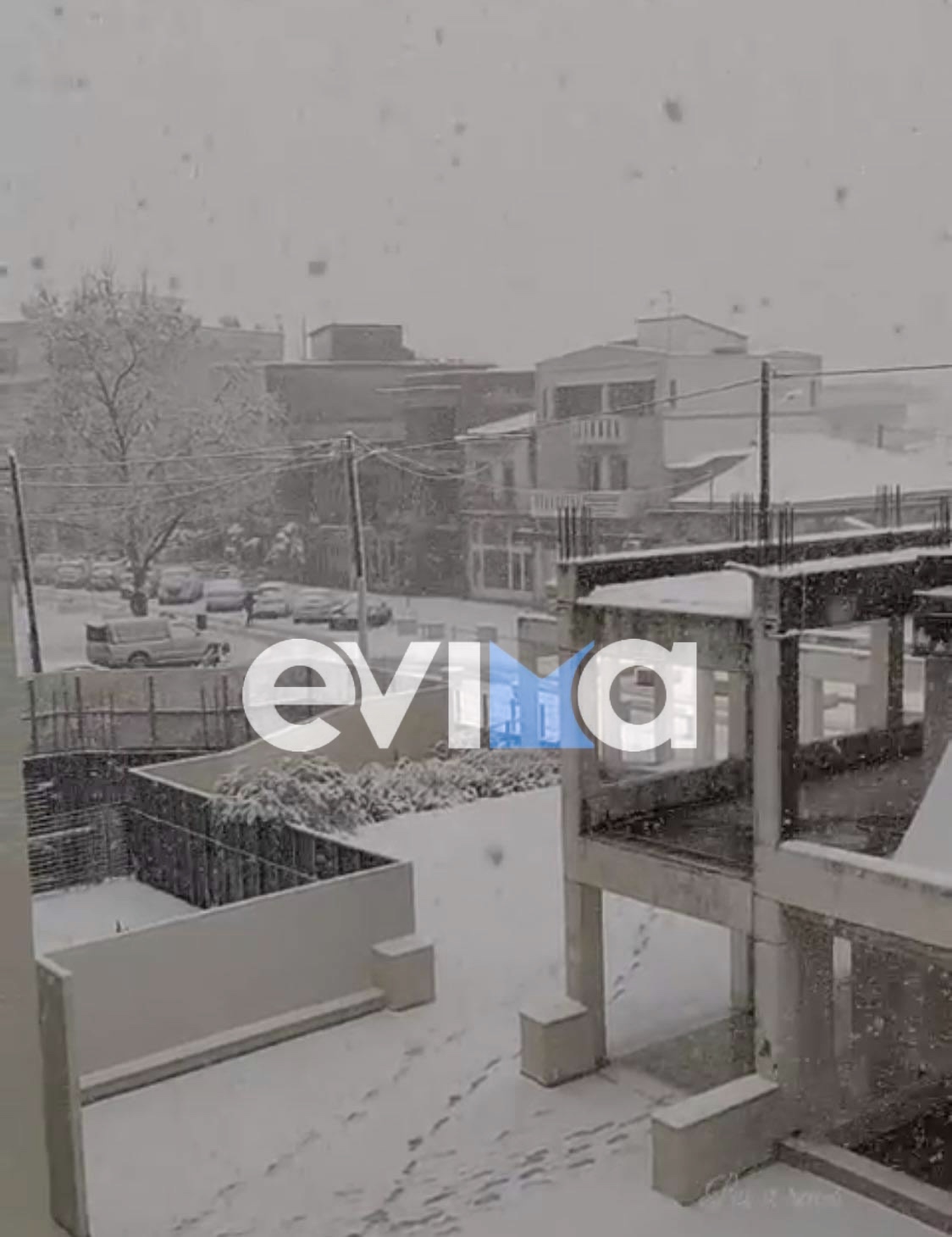 Χωρίς σοβαρά προβλήματα η επέλαση του χιονιά από τον δήμο Ιστιαίας-Αιδηψού