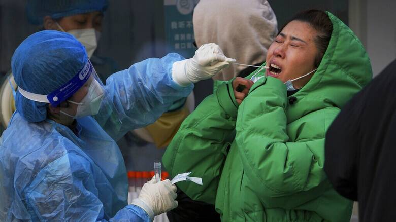 Κίνα-Κορονοϊός: Νέα εξάρση κρουσμάτων – Ετοιμάζουν τα νοσοκομεία για νέες νοσηλείες