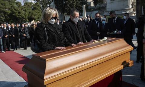 Δημήτρης Κοντομηνάς: Σε στενό οικογενειακό κύκλο στο Α’ Νεκροταφείο η ταφή του επιχειρηματία