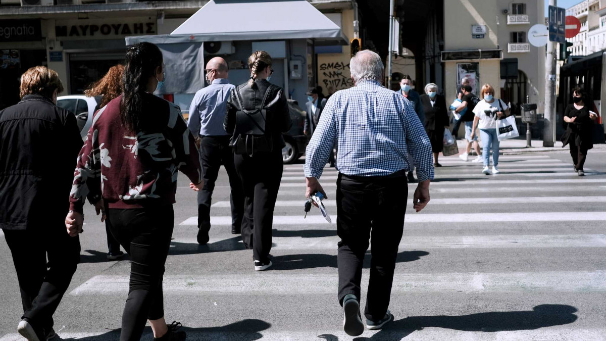 Κορονοϊός: 22.107 νέα κρούσματα, 42 θάνατοι, 344 διασωληνωμένοι