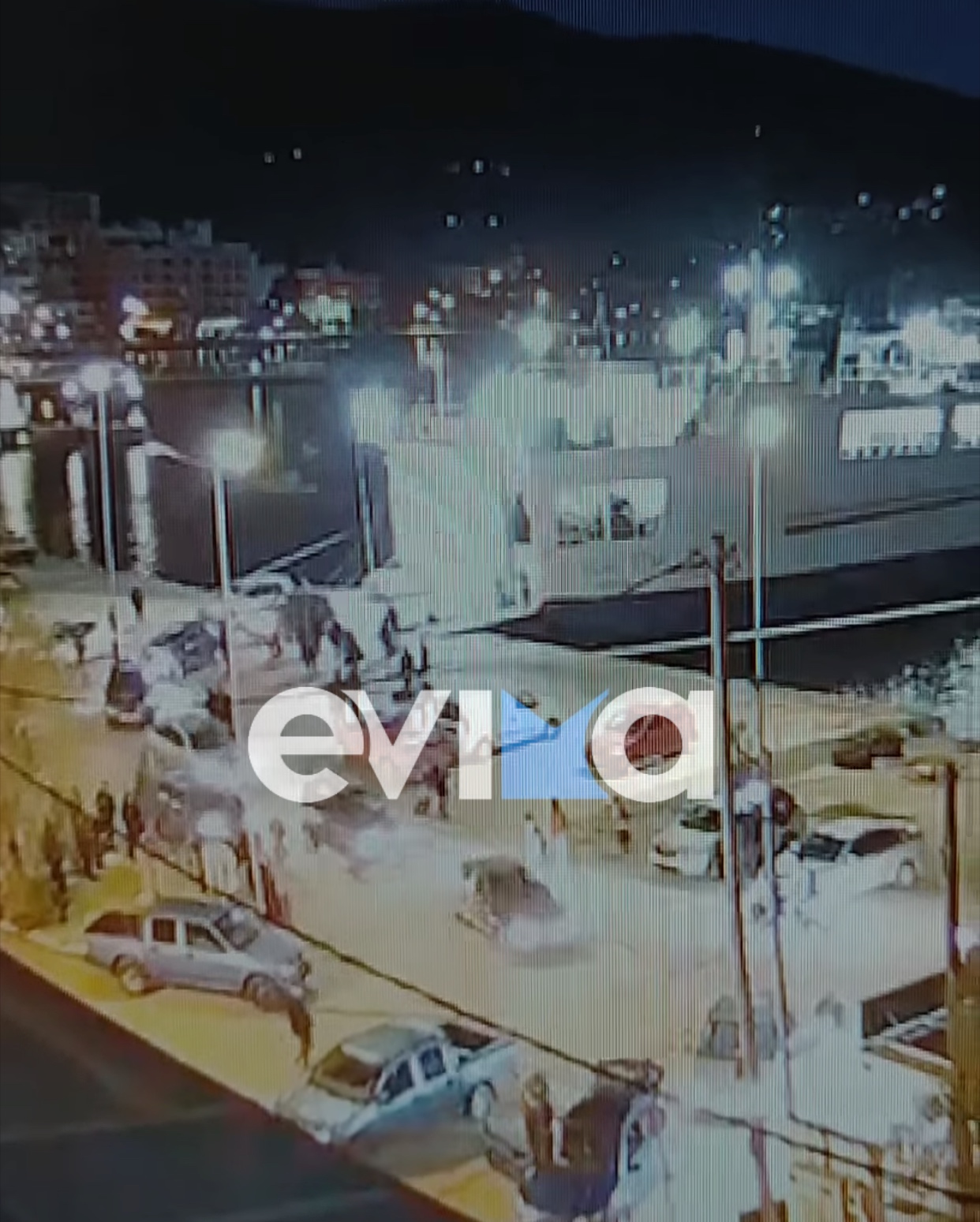 Μαρμάρι Ευβοίας: Γέμισαν το λιμάνι οι πρώτοι επισκέπτες του τριημέρου της Αποκριάς (pics)