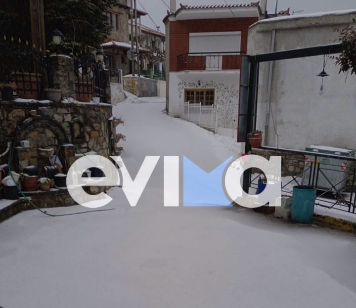 Κακοκαιρία: Τα «άσπρισε» όλα ξανά στην Εύβοια – Ποια περιοχή ντύθηκε στα «λευκά»