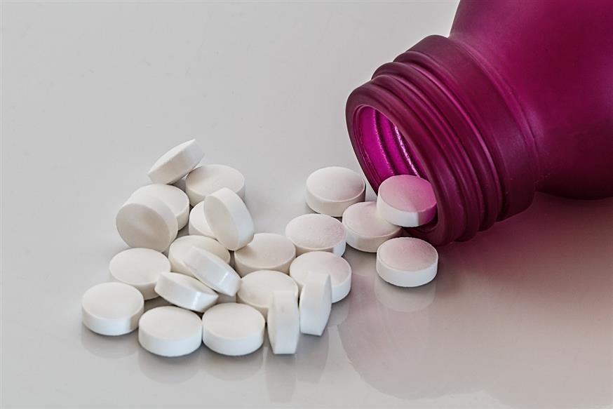 Κορονοϊός: Διαθέσιμα από την Πρωτομαγιά τα χάπια στα φαρμακεία των νοσοκομείων – Αναλυτικοί πίνακες για κάθε περιφέρεια