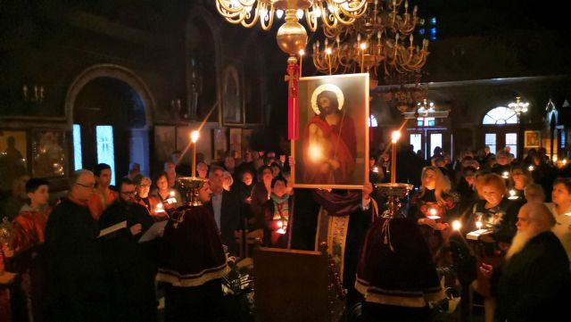 Μεγάλο Σάββατο: Χριστός ανέστη εκ νεκρών – Τι σημαίνει και τι συμβολίζει η πρώτη Ανάσταση