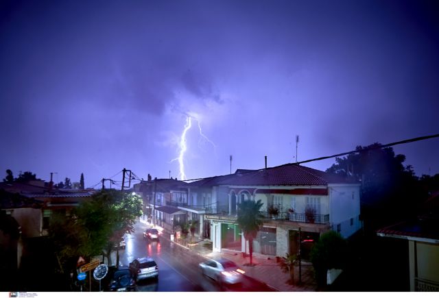 Έκτακτο δελτίο επιδείνωσης καιρού: Έρχονται ισχυρές βροχές, καταιγίδες και χαλάζι