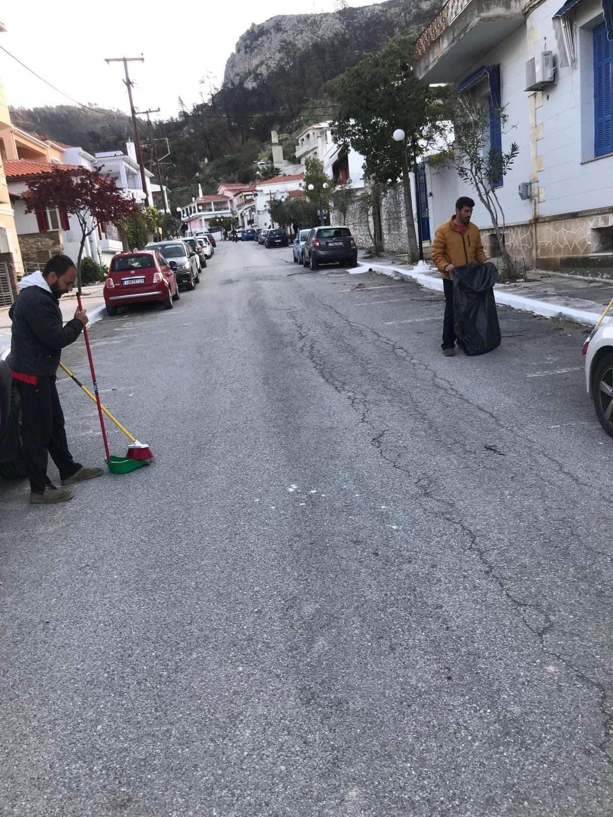 Γιώργος Σταμούλος: Κρατά καθαρά όλα τα χωριά του Δήμου Μαντουδίου λίμνης Αγίας Άννας (pics)