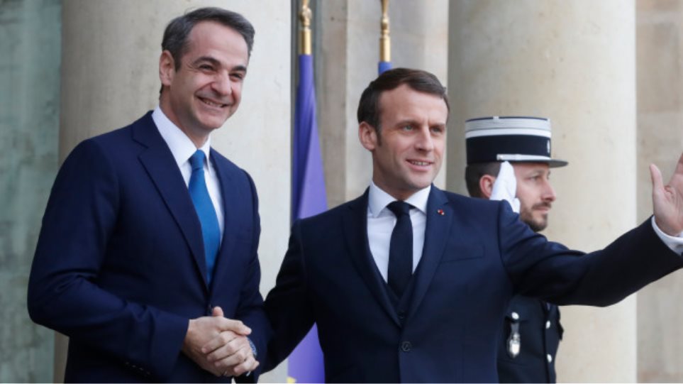 Γαλλία – Εκλογές: Ο Κυριάκος Μητσοτάκης συγχαίρει τον Εμανουέλ Μακρόν