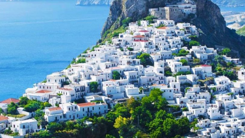 «The Guardian» για ελληνικό τουρισμό: Όλοι οι οιωνοί φαίνονται θετικοί