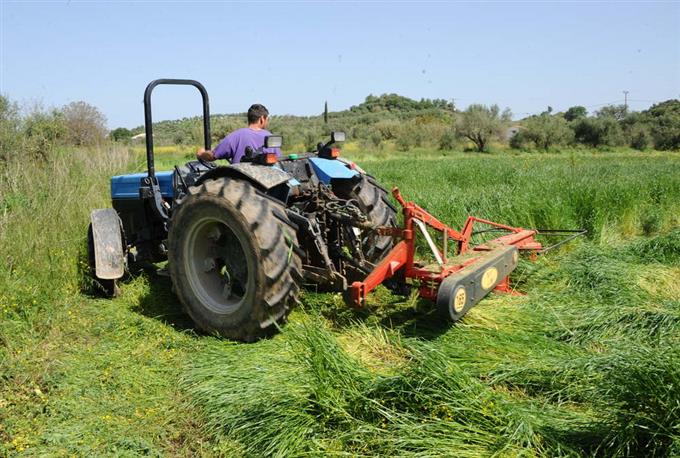 Έως 31 Δεκεμβρίου η προθεσμία εγκατάστασης ειδικών προστατευτικών μπαρών στα τρακτέρ