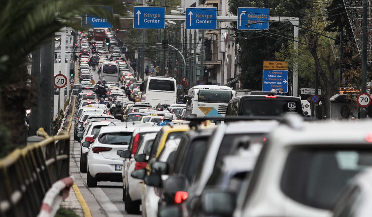 Χαράτσι σε μεταχειρισμένα αυτοκίνητα μικρότερα δεκαετίας