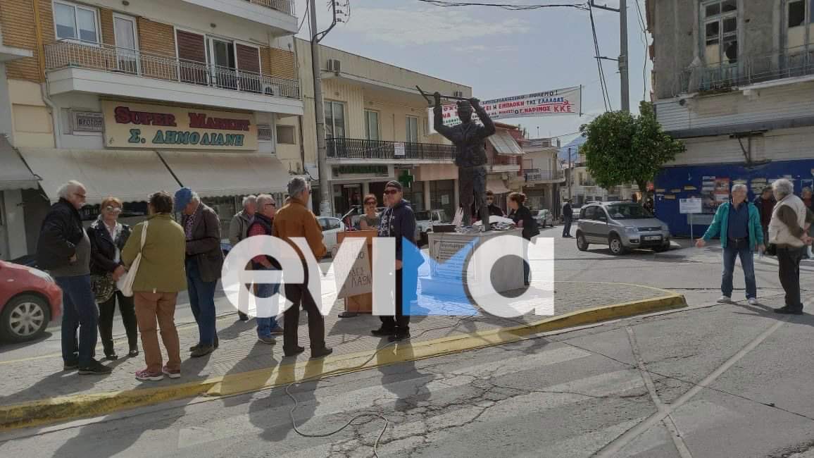 Αλιβέρι: Μπροστά στο άγαλμα του Λιγνιτωρύχου οι εκδηλώσεις για την Πρωτομαγιά (pics)